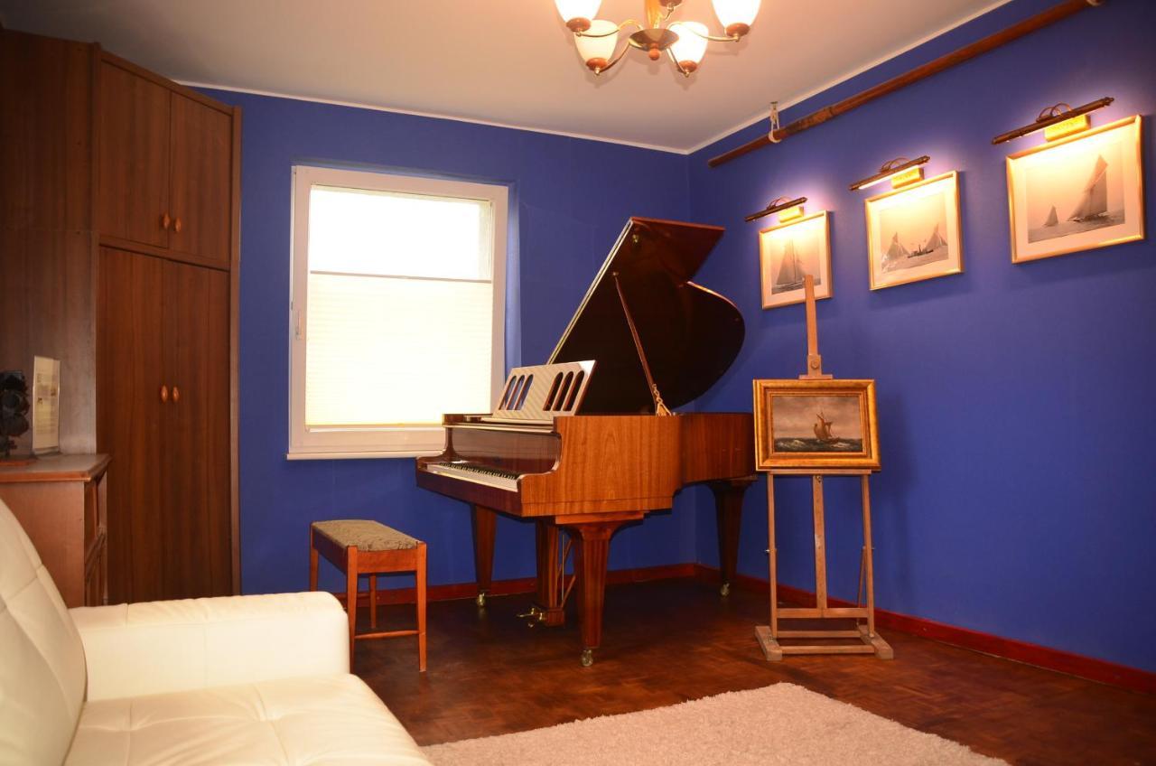 Apartament Dark Amber- 3 rooms grand piano Świnoujście Buitenkant foto